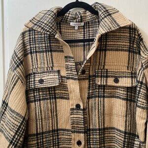 WHITE BIRCH Tan Black Plaid Oversized Shacket Barn Jacket Gorpcore S EUC